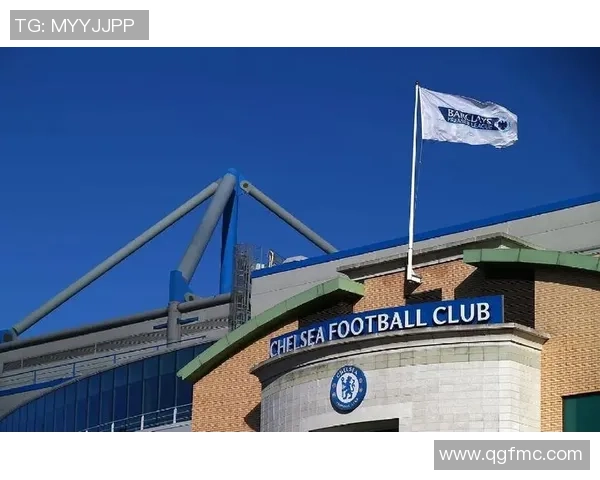 足球明星莱因克尔的传奇生涯与对足球的深远影响探讨 足球明星莱因克尔的传奇生涯与对足球的深远影响探讨