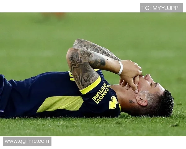 足球界的璀璨星辰必知道的足球明星与他们的传奇故事